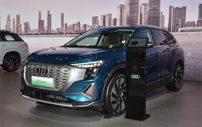 2024款奥迪Q5 e-tron最新价格26.85-37.75万元  第1张