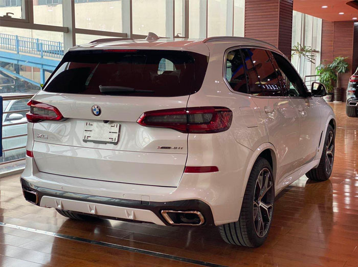 2021款奥迪Q7搭载3.0T+8AT对比宝马X5谁更值得购买-第4张图片