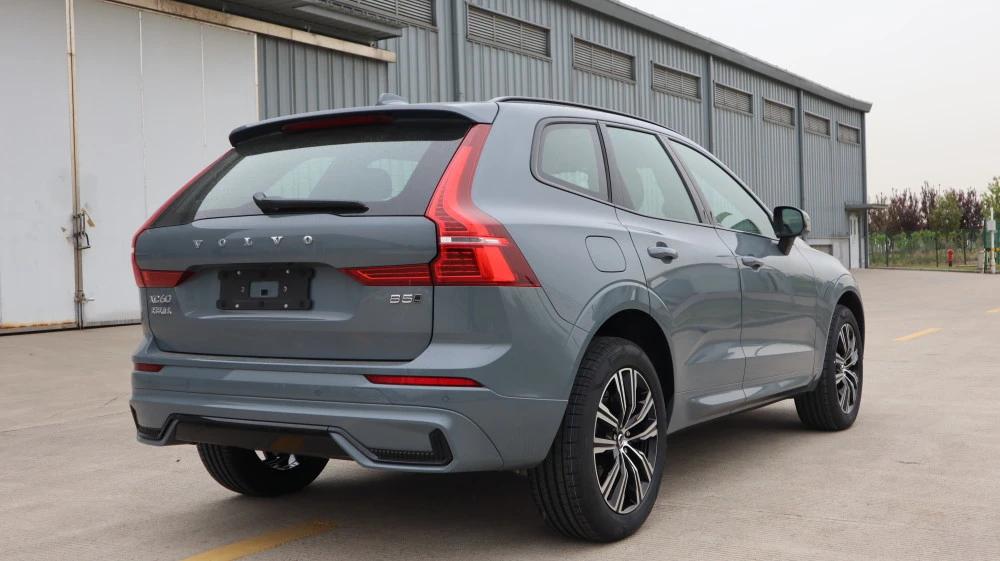 全系搭载2.0T发动机新款沃尔沃XC60于4月19日上海首发-第2张图片