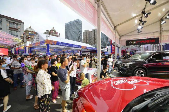 2021连云港五一万达广场车展-第3张图片