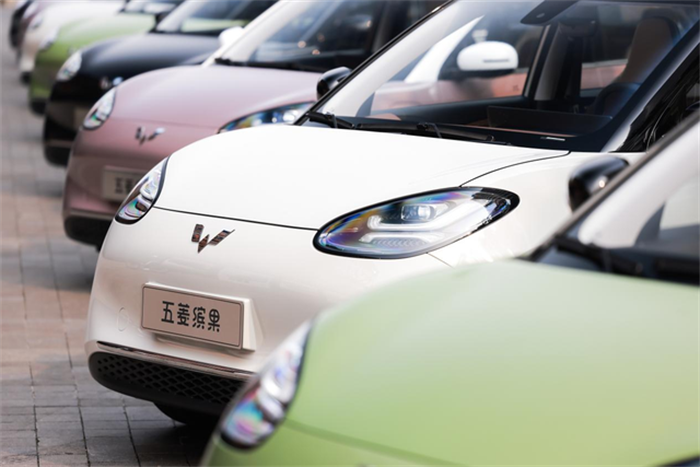 五菱缤果电动车2023款价格5.98万-8.38万元  第3张