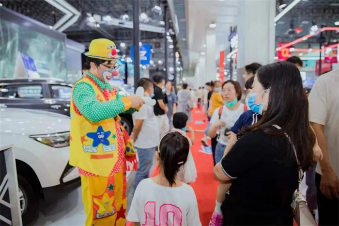 2023伊犁国际车展  第4张