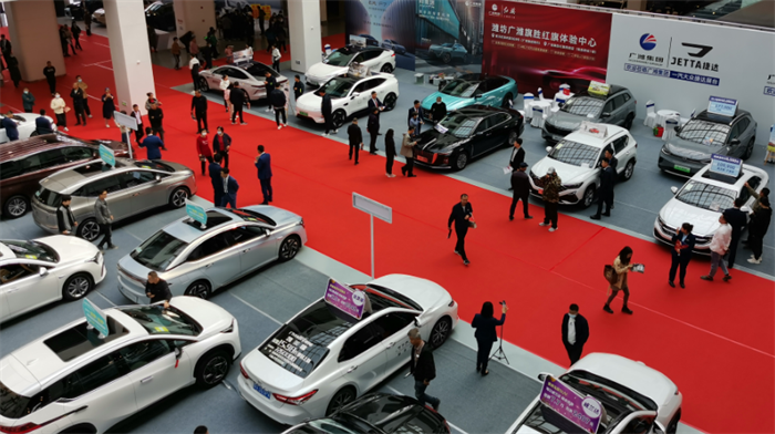 2023潍坊冬季汽车展览会  第2张
