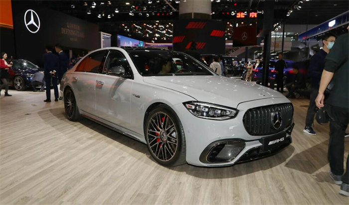 奔驰S级AMG PHEV价格最新报价：263.80-285.30万元（插电式混动汽车）  第2张