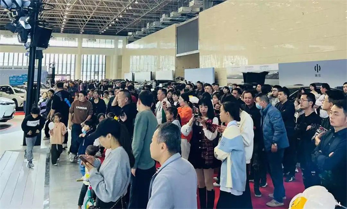 2024年石家庄燕赵国际车展  第2张